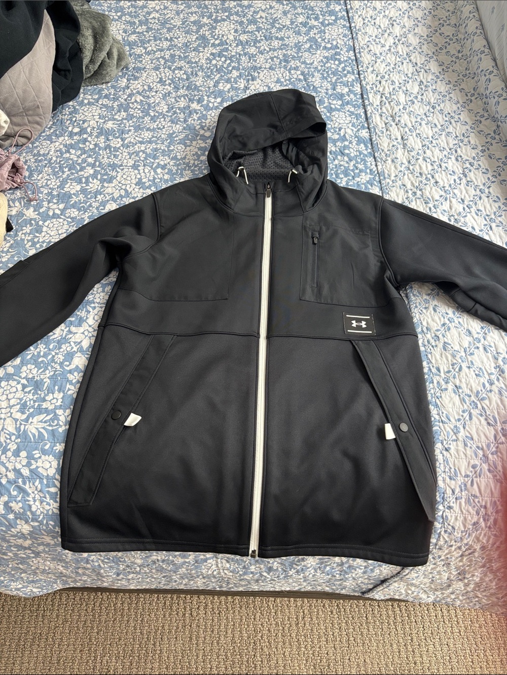 Under Armour Black Hooded Lightweight Softshell Jacket with White Zip